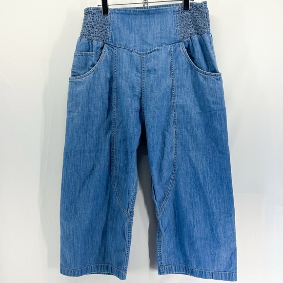 Free People Lunan Crop Harem Relaxed Fit Chambray Jeans Medium - Picture 3 of 7